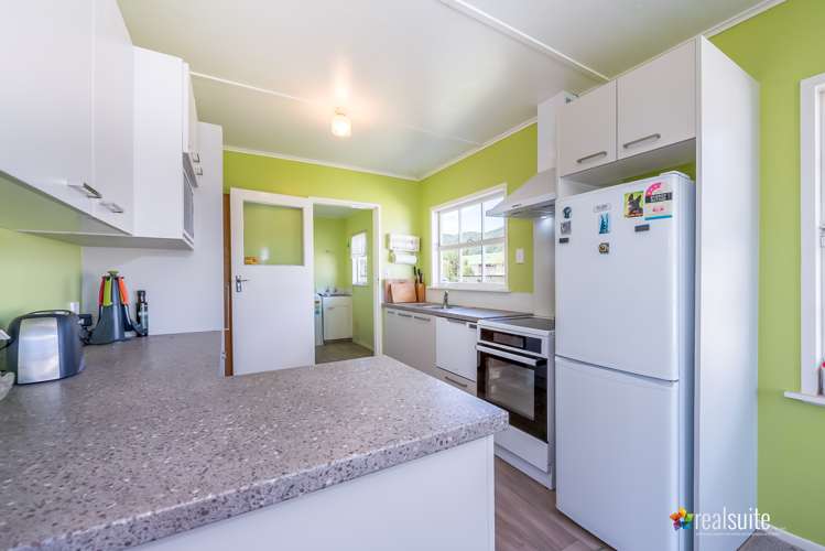280 Wellington Road Wainuiomata_5