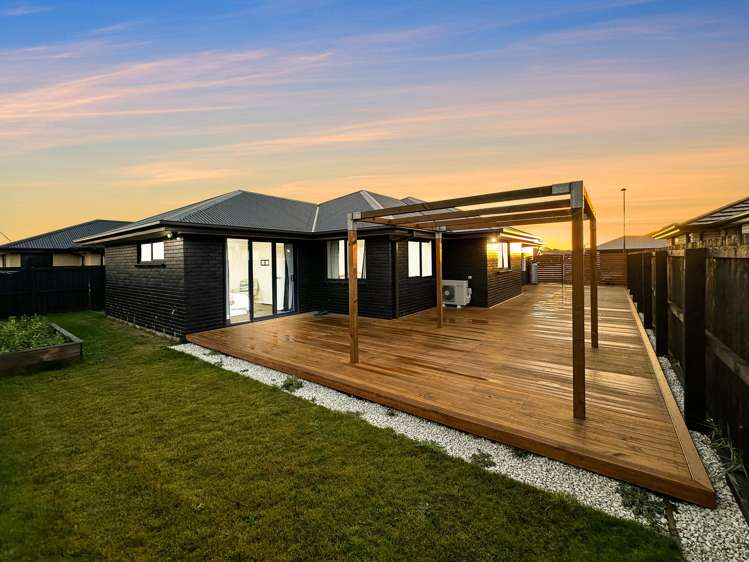 10 Ensete Road Wigram_17