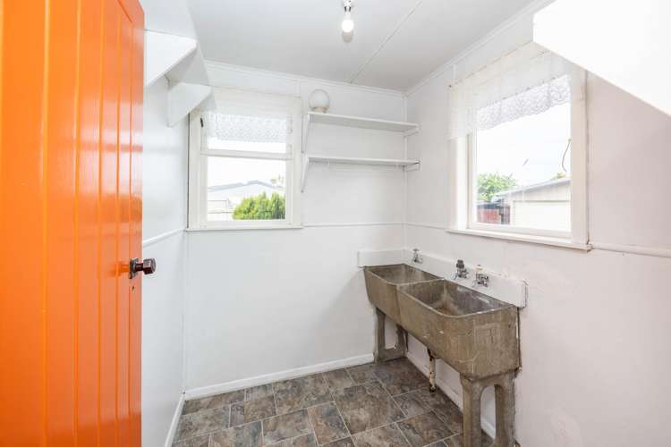 10 Byron Road Enderley_11