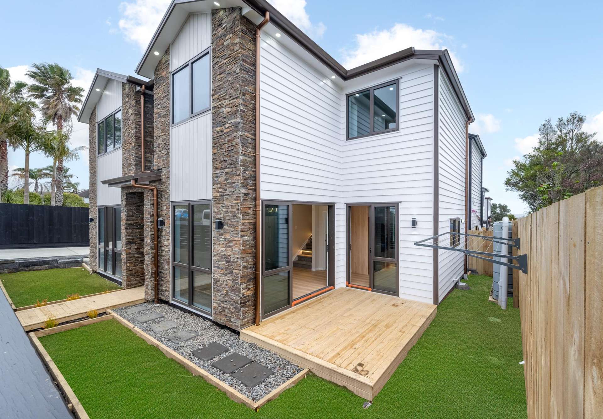 Lots 1 & 2/23 Bradbury Road Botany Downs_0