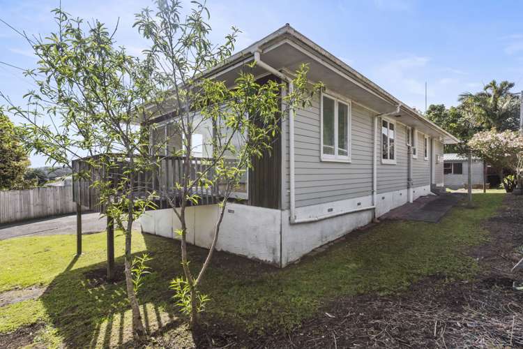 1/17 Fairclough Road Beach Haven_18