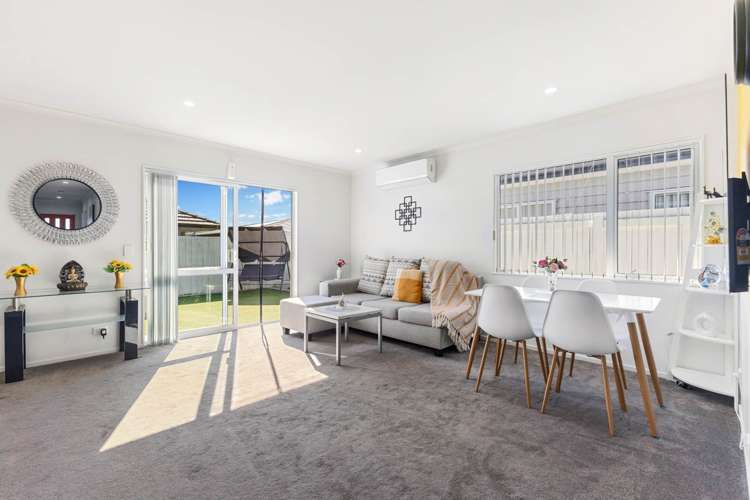 8 Whareatua Avenue Takanini_1