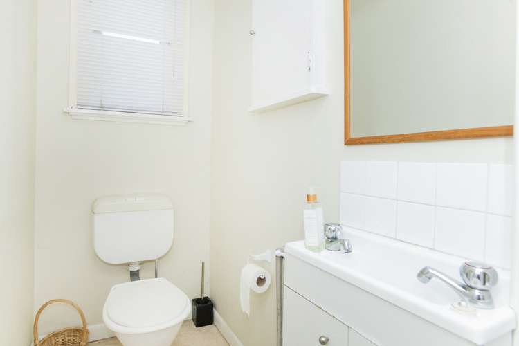 177 Rutene Road Kaiti_16