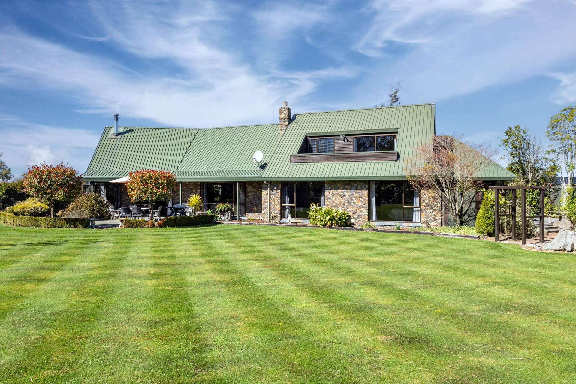 262 Pages Road Gleniti_0