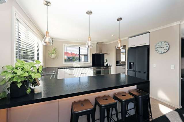 SPACIOUS, STYLISH & SOPHISTICATED