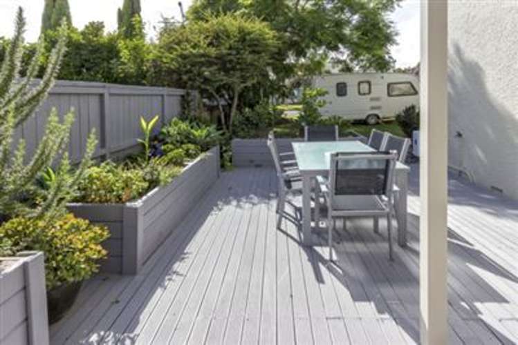 5 Hattaway Avenue Bucklands Beach_1