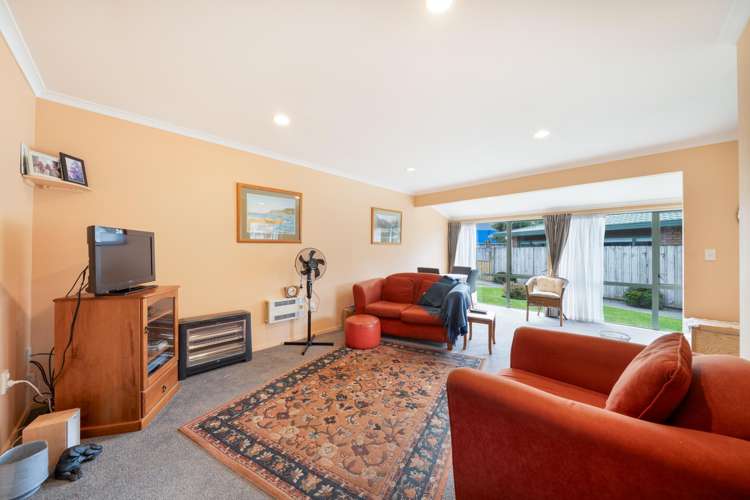 69/42 Main Road Tawa_6