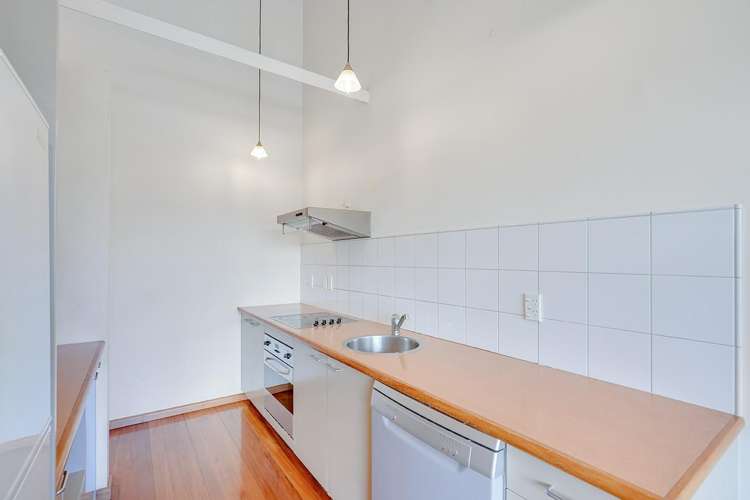 4/3 Tisdall Street 10463_5
