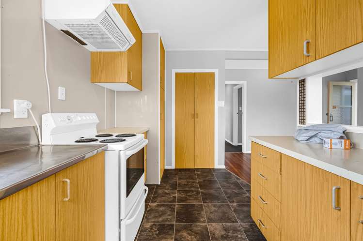 14 Dinwiddie Avenue Onekawa_4