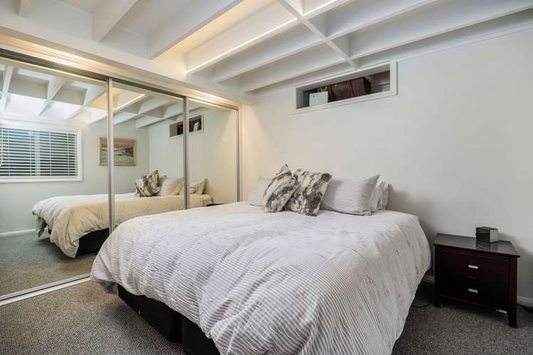 679 Huia Road Parau_15