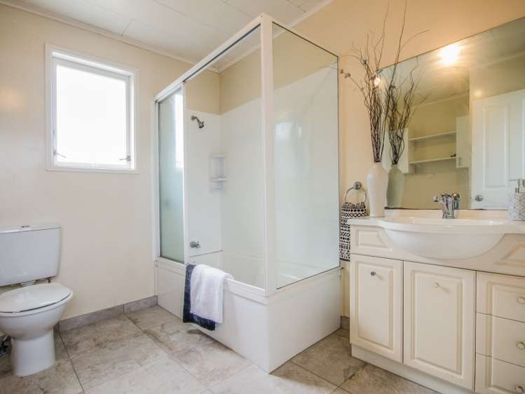 68a Portage Road New Lynn_7