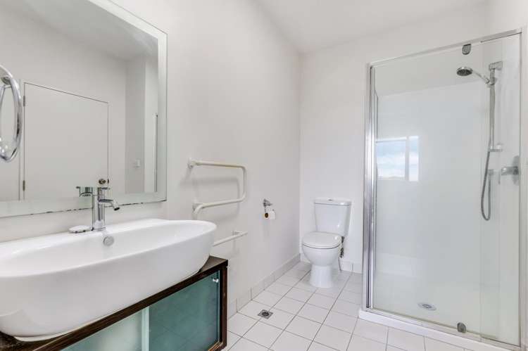 53/7 Kelvin Hart Drive East Tamaki_6