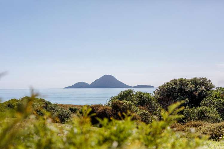 4 Commodores Close Coastlands_18