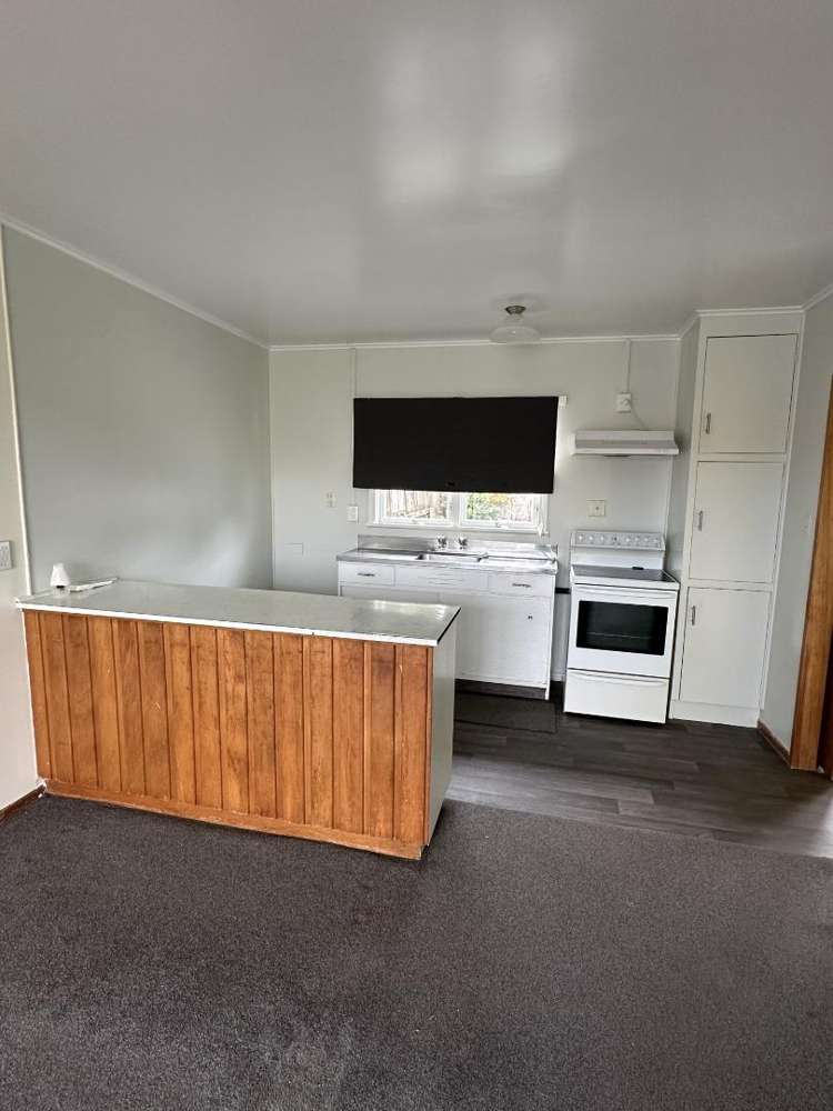 2/10 Ron Keat Drive Papakura_2