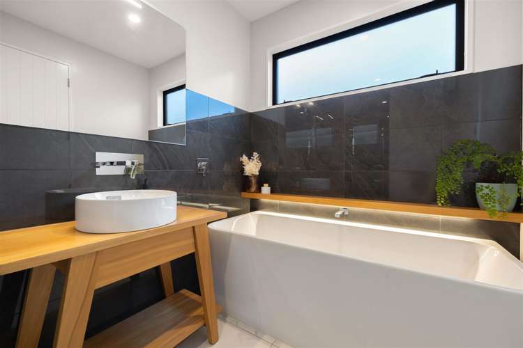 3 Polperro Court Jacks Point_25