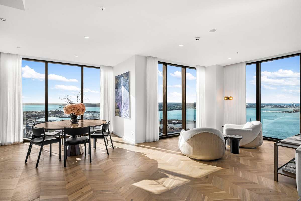 3701/51 Albert Street_5