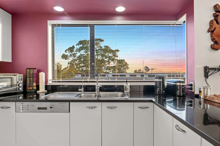 1/14a Richards Avenue Forrest Hill_7