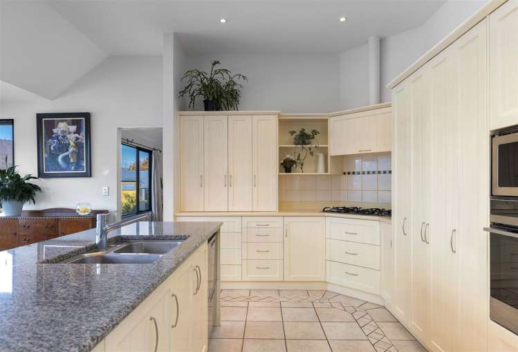 94 Hensman Road Queenstown_6