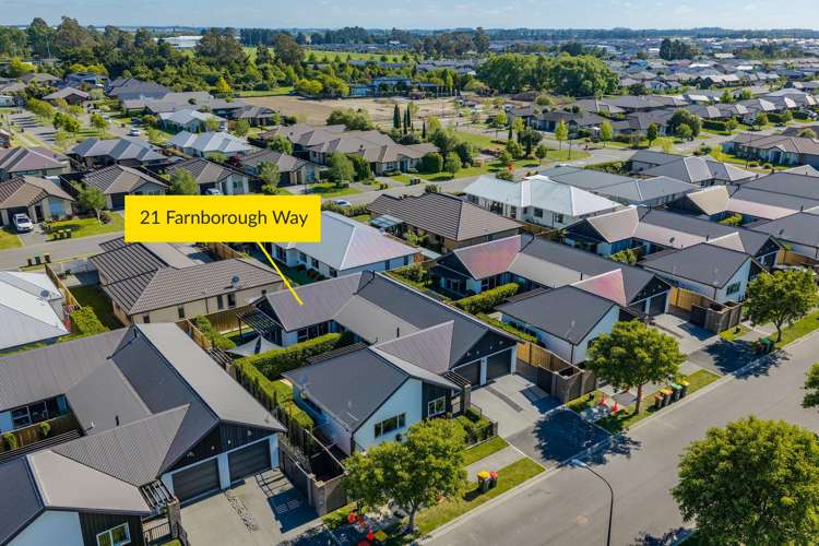 21 Farnborough Way Rolleston_20