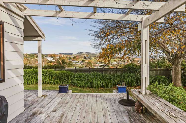 10 Busby Hill Havelock North_7