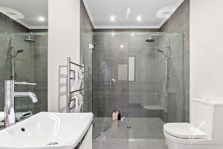 26 Lawrence Carter Drive Bombay_12