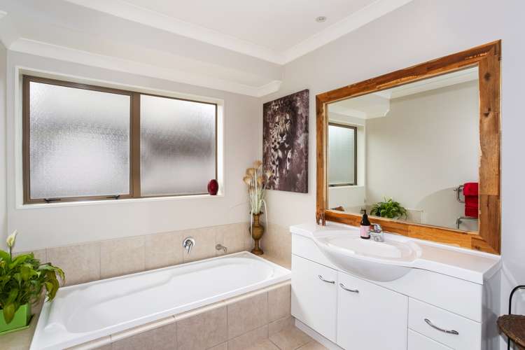 68 Matarangi Road East Tamaki_13