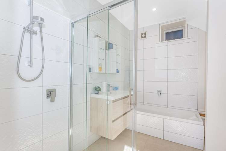 27 Princess Terrace Newtown_8