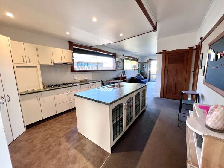 102 Park Street Hokitika_5