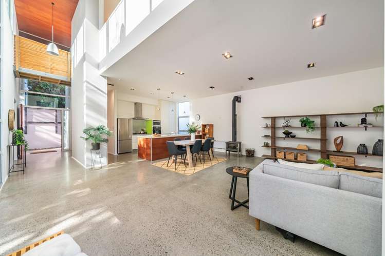 47 Korokoro Road Korokoro_18