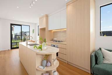 6 Sails Road_3