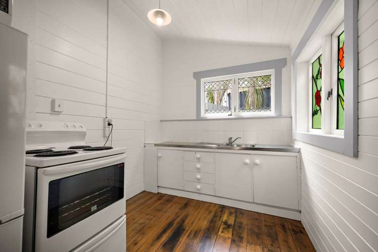 1 Gow Street Helensville_19