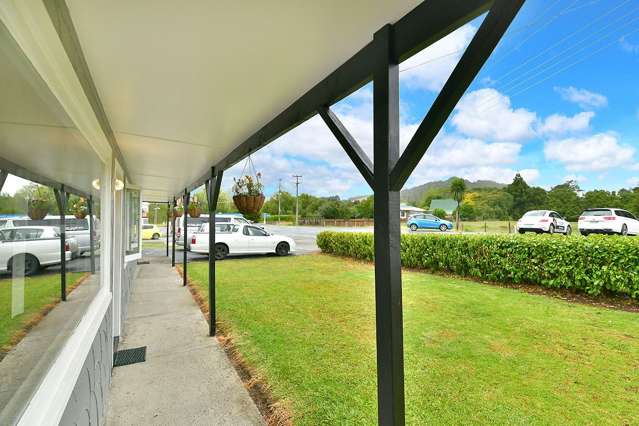 1097 Kahikatea Flat Road Waitoki_1