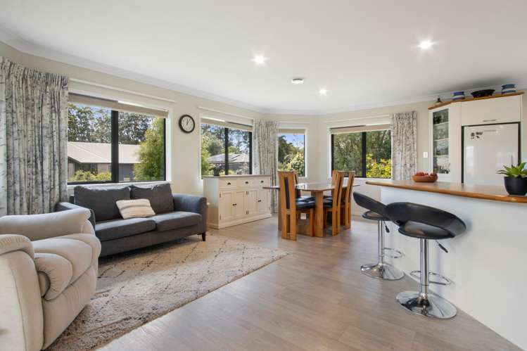 2 Bransley Grove Katikati_10