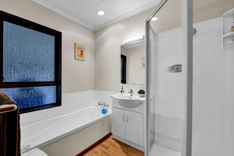 18 Onaero Beach Road Onaero_13