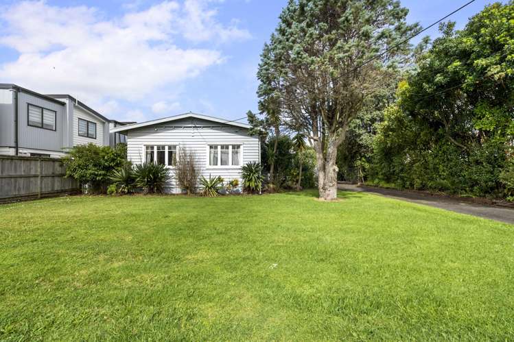 93 Lynwood Road New Lynn_12