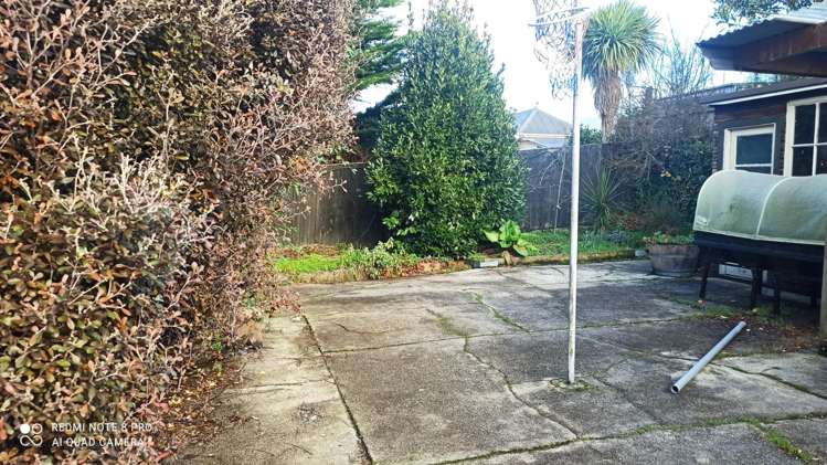 1 Cossens Street Balclutha_12