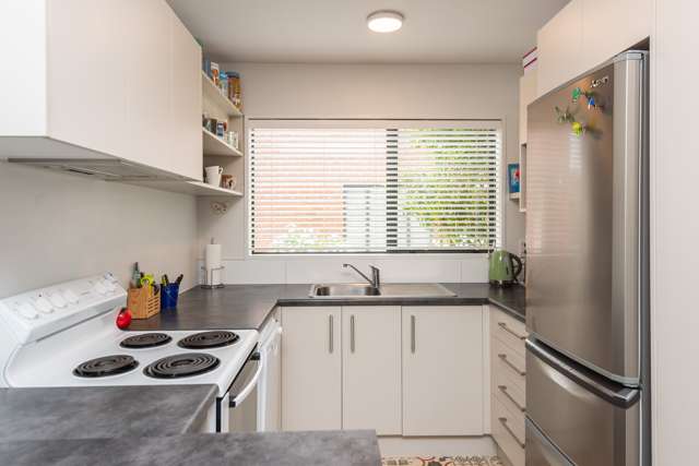 2/15 Coles Place Saint Albans_3