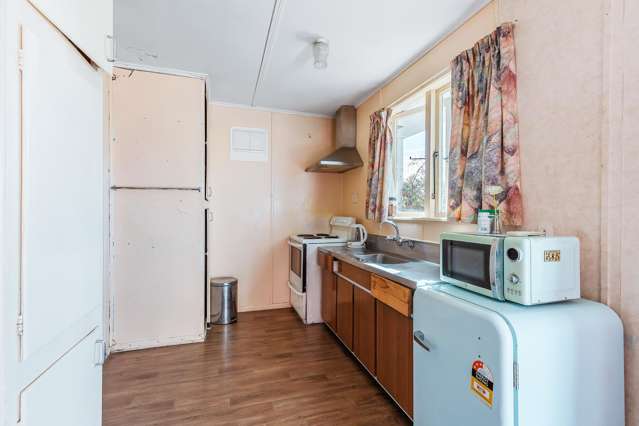 2 Te Mitiotu Grove Turangi_3