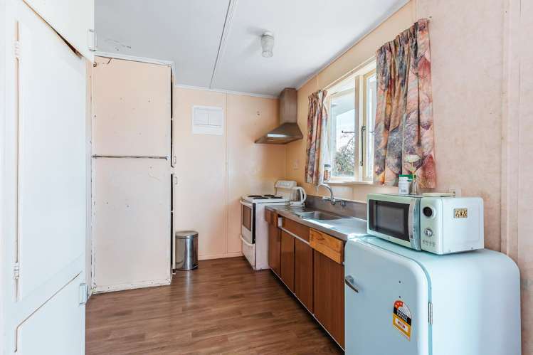 2 Te Mitiotu Grove Turangi_3