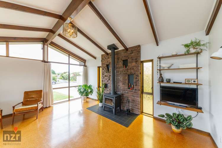14 Sandstrom Grove Feilding_5