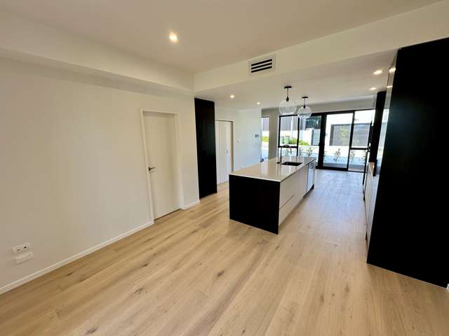 24 Burch Street Mount Albert_2