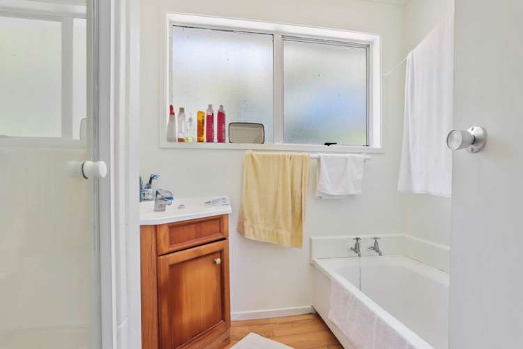 34 Brandon Road Glen Eden_9