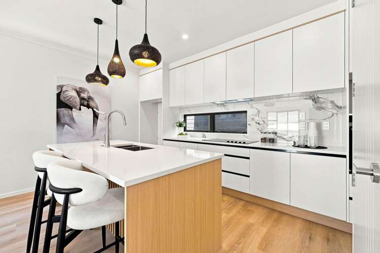80A Bruce Road Glenfield_14