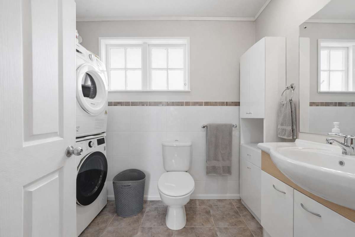 24 Houghton Street_5