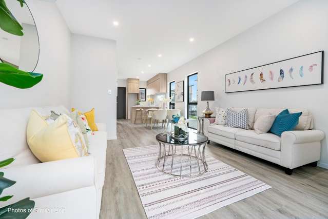 16 Papatahi Lane Flat Bush_4