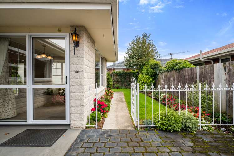 2/9 Nortons Road Avonhead_2