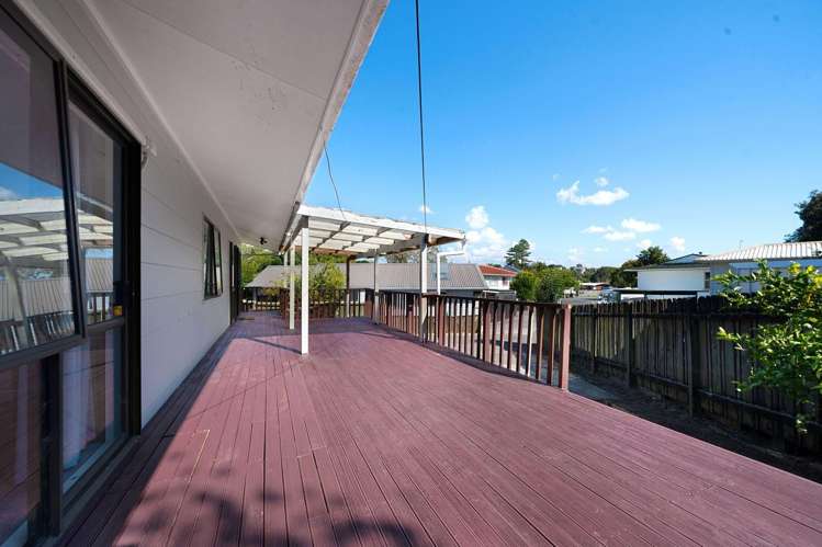 1/76 Chilcott Road Henderson_2