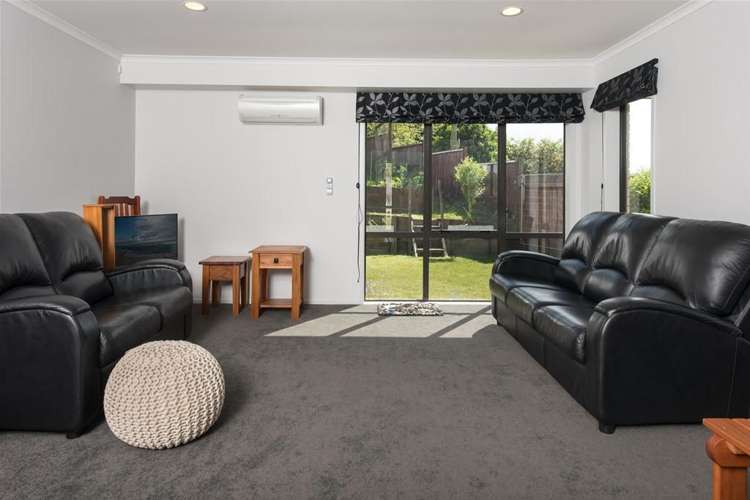 77 Osprey Drive Welcome Bay_11