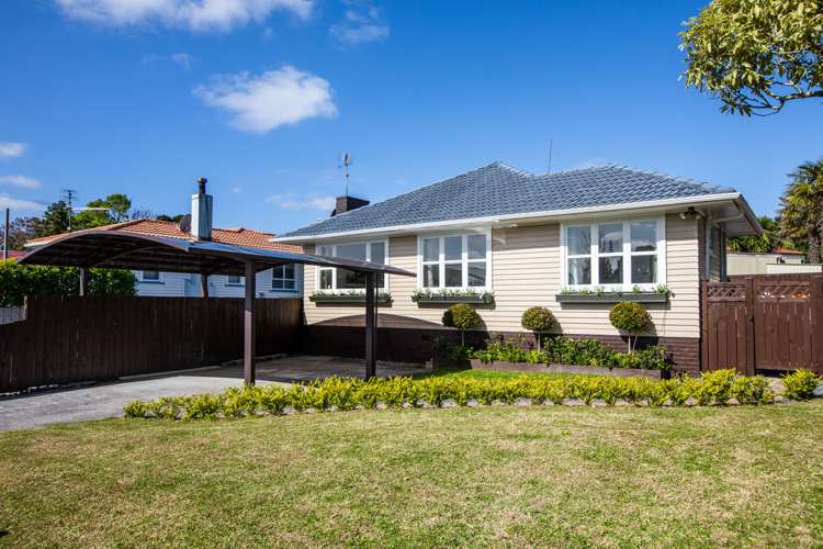 7 Gill Avenue Te Atatu Peninsula_2