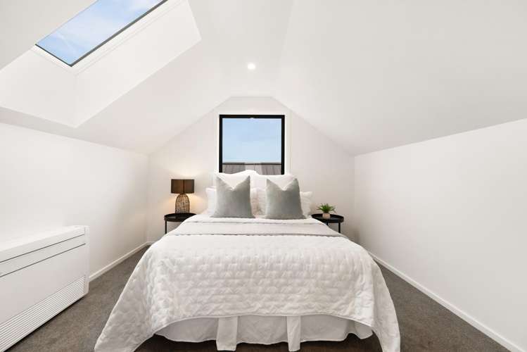 24 Magnum Drive Cromwell_16